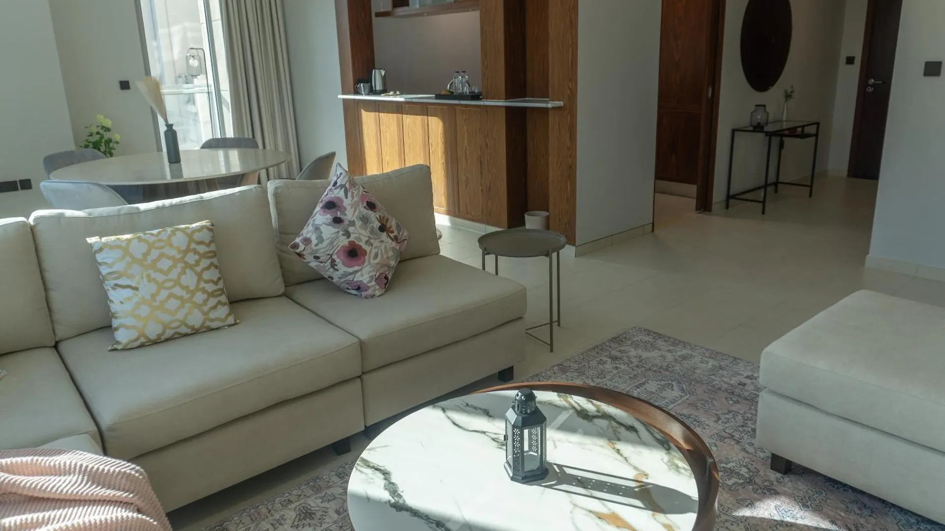 Downtown Oasis, Burj Khalifa Views, Luxury Amenities Lejlighed Dubai